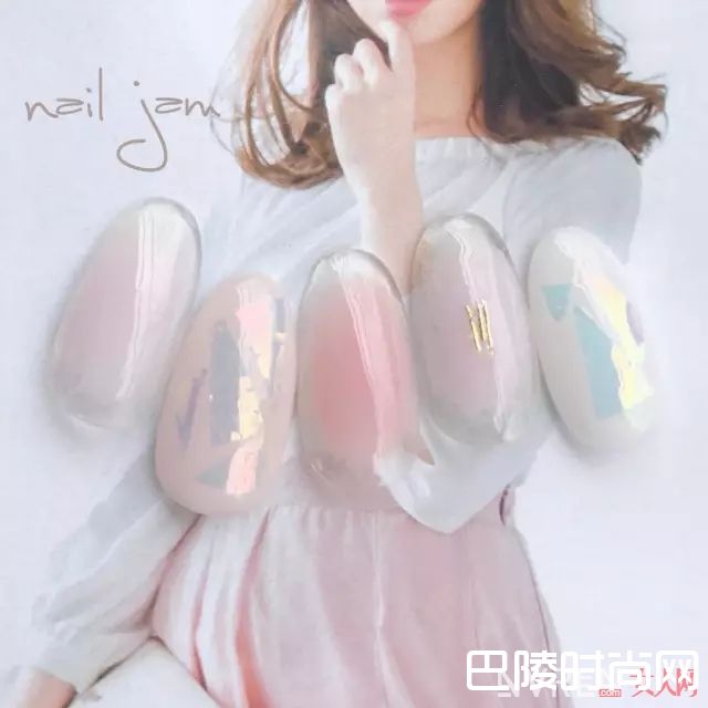 梦幻少女风格美甲_没有美甲的夏天是不完整的 近百款流行美甲推荐