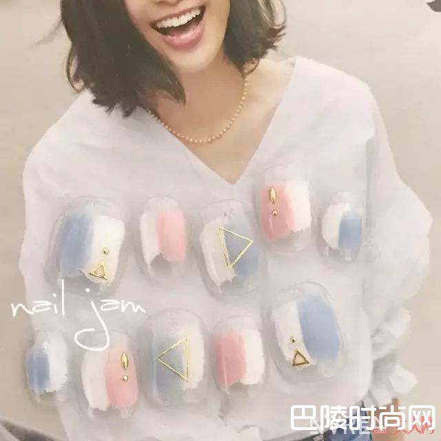 适合OL的美甲_没有美甲的夏天是不完整的 近百款流行美甲推荐