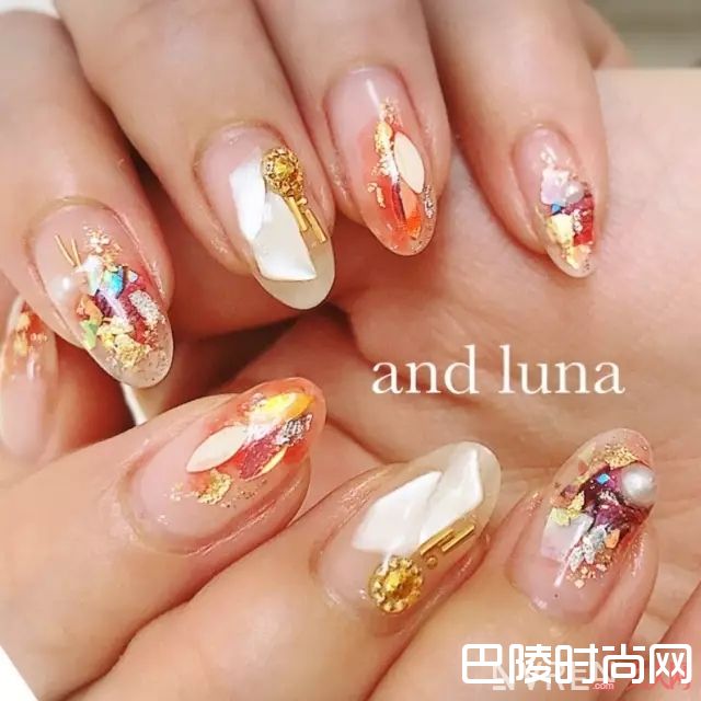 梦幻少女风格美甲_没有美甲的夏天是不完整的 近百款流行美甲推荐