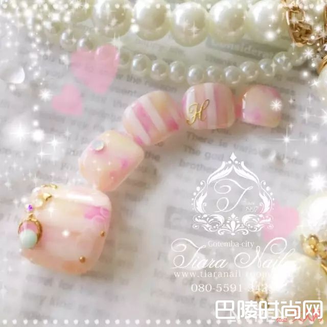 梦幻少女风格美甲_没有美甲的夏天是不完整的 近百款流行美甲推荐