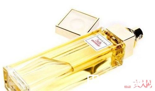 强势女魔头要用什么香水?_不同的香水适应不同职场角色 你选对了吗?