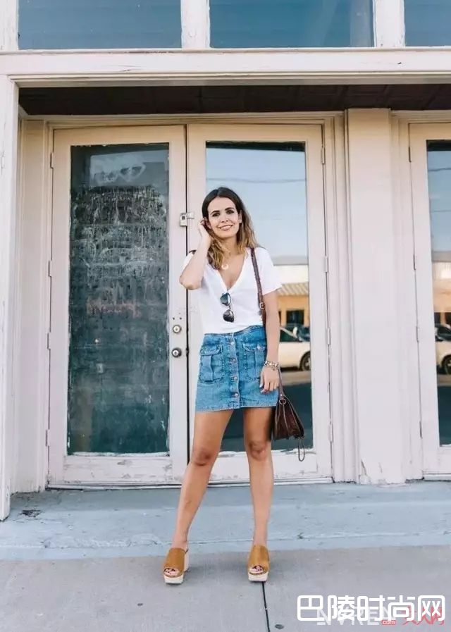白T牛仔运动鞋_最吸引直男的穿衣公式 女生这么穿他们觉得超美