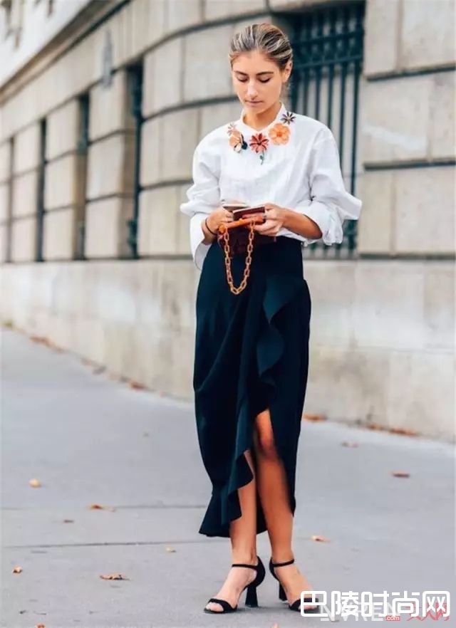 衬衫加收腰半裙_最吸引直男的穿衣公式 女生这么穿他们觉得超美