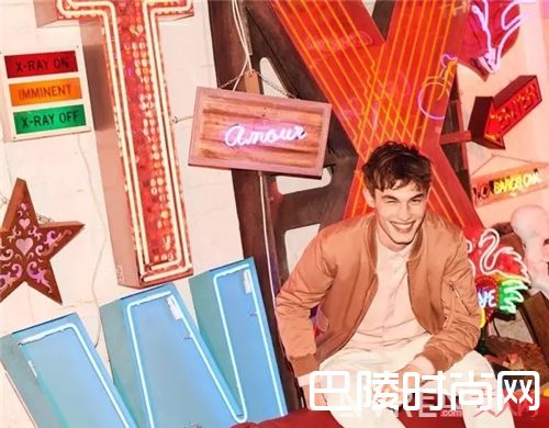 River Island品牌介绍_这些快时尚男装品牌 让你为男票挑选最潮装扮