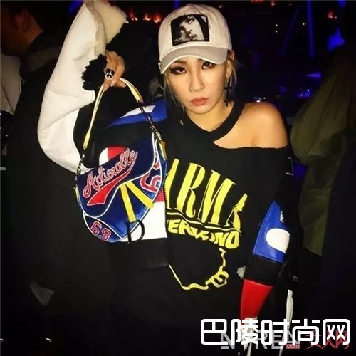 Dior Saddle Bag包包_不管潮流怎么变 Dior的这些包包总有一席之地