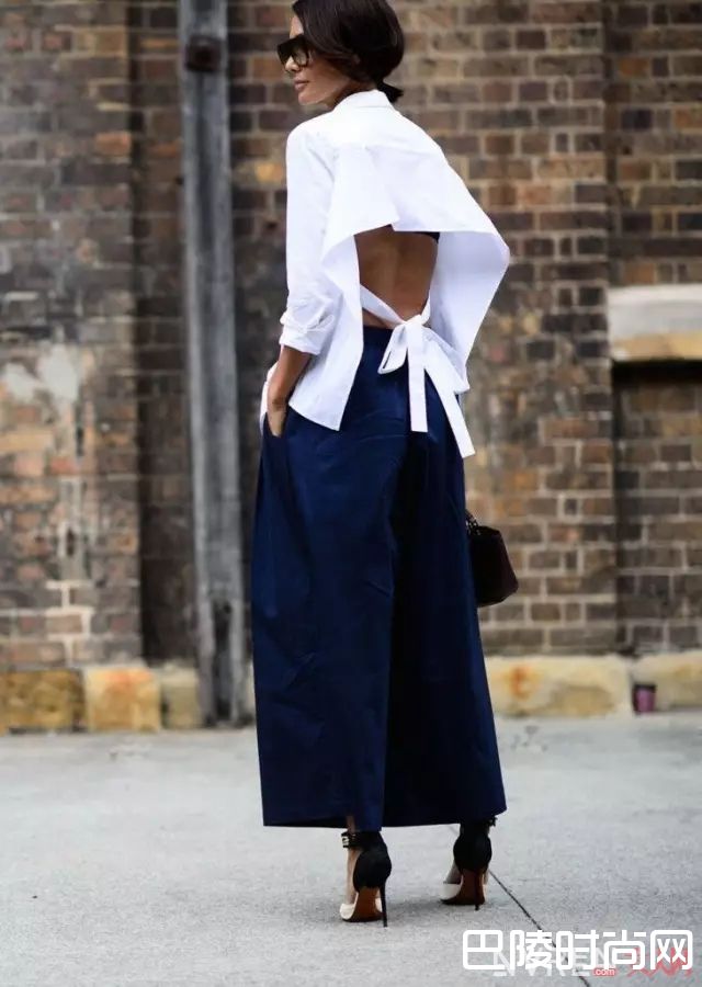 衬衫的时髦穿法搭配_夏季迷人“半裙+衬衫” 一秒打破沉闷OL装！