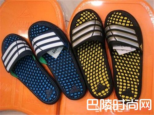 Adidas游泳拖鞋简介_2017夏天，最值得入手的13双拖鞋有哪些品牌？