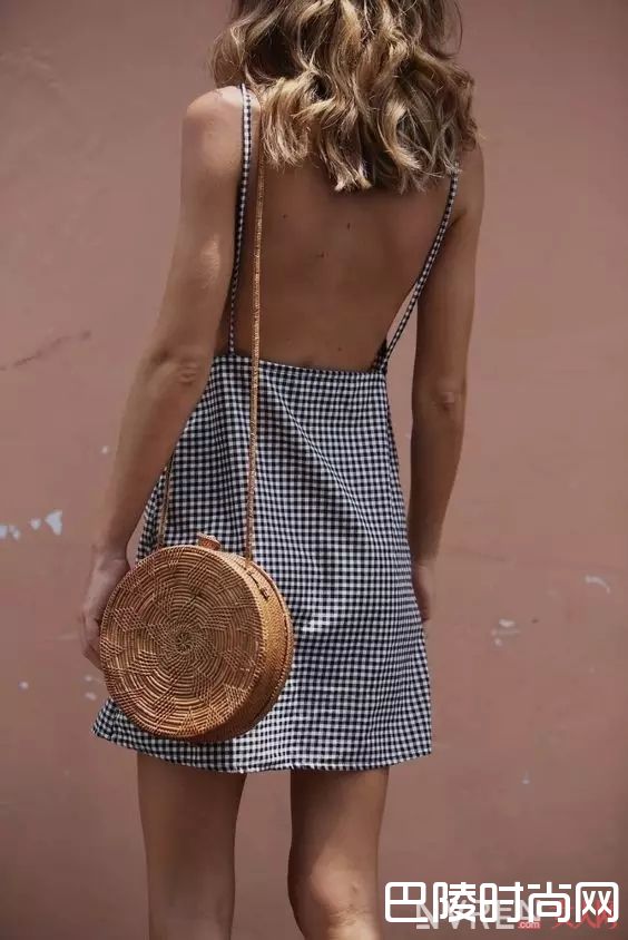 圆形草帽包推荐_夏天流行的菜篮子包 必须这么挑才有质感