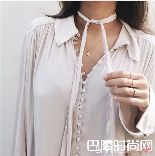 choker的衬衫如何搭配？_衬衫的穿法那么多 想要美出新花样就选这三种