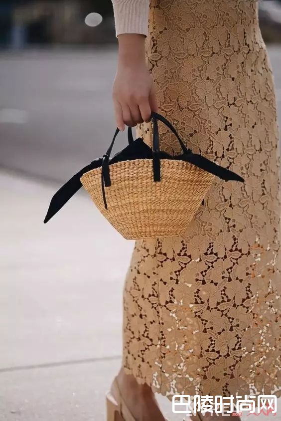 内衬独特的编织包推荐_夏天流行的菜篮子包 必须这么挑才有质感