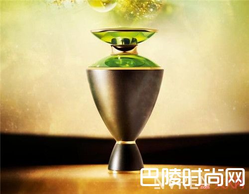 宝格丽珠宝世家奢华香氛御皇系列简介_推荐花香调的香水:这几款清新花香调香水适合夏天吗？