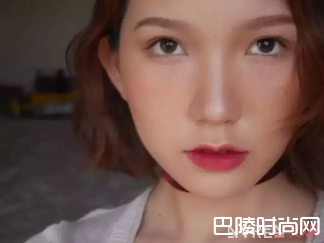 新干线C介绍_黑黄皮可以参考的美妆博主有哪些?都是化妆界里最会讲段子的选手