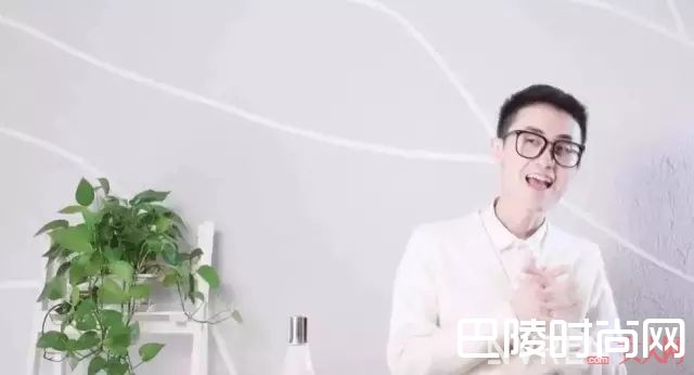 小兔崽子蛋炒饭介绍_黑黄皮可以参考的美妆博主有哪些？都是化妆界里最会讲段子的选手