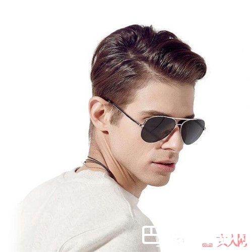 方形脸如何选择眼镜_如何挑出一副适合自己的眼睛很重要 千万别忽视！