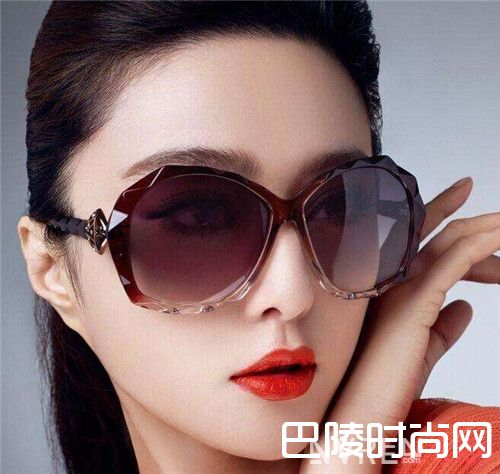 眼镜如何修饰眉状_你的眼镜搭配得了你的脸型吗 如何巧用眼镜修饰五官