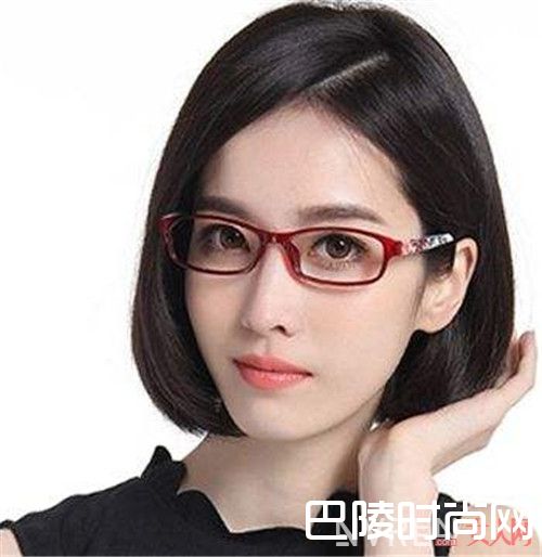 眼镜如何让脸型显瘦_你的眼镜搭配得了你的脸型吗 如何巧用眼镜修饰五官