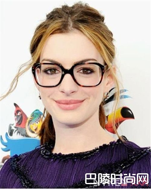 椭圆形脸如何选择眼镜_如何挑出一副适合自己的眼睛很重要 千万别忽视！