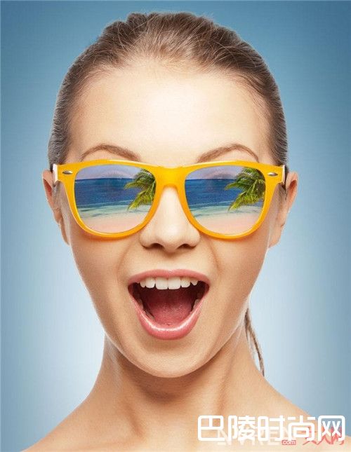 长形脸如何挑选眼镜_如何挑出一副适合自己的眼睛很重要 千万别忽视!