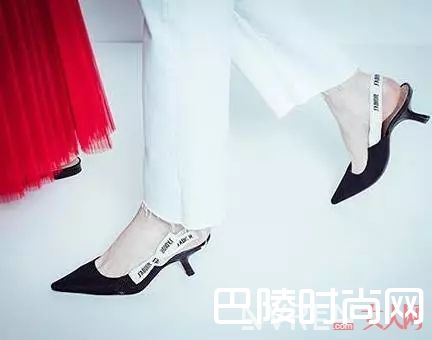 DIOR绸带高跟鞋_这些才是今年最流行的高跟鞋 腿长又显瘦