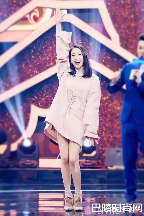 PUMA X FENTY高跟鞋_这些才是今年最流行的高跟鞋 腿长又显瘦