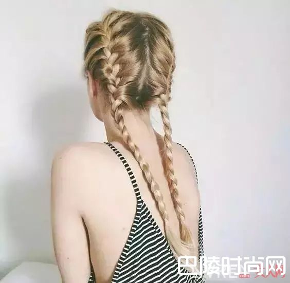 拳击辫发型是什么_头发长了别披着！这10种发型让你美成夏日女神！