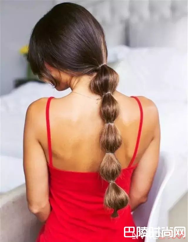 ​葡萄串发型是什么_头发长了别披着！这10种发型让你美成夏日女神！