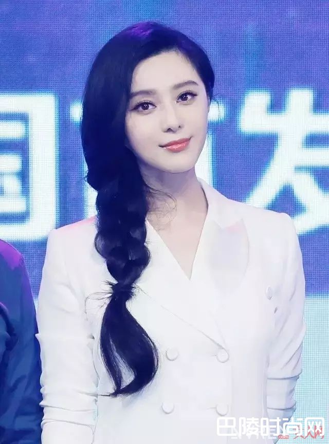 ​菠萝辫发型是什么_头发长了别披着！这10种发型让你美成夏日女神！