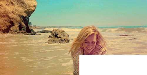 海边度假穿什么内衣_海边度假穿什么？来看看简单易学+美貌上镜的穿搭法