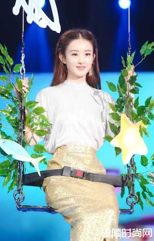 杨桃辫发型是什么_头发长了别披着！这10种发型让你美成夏日女神！