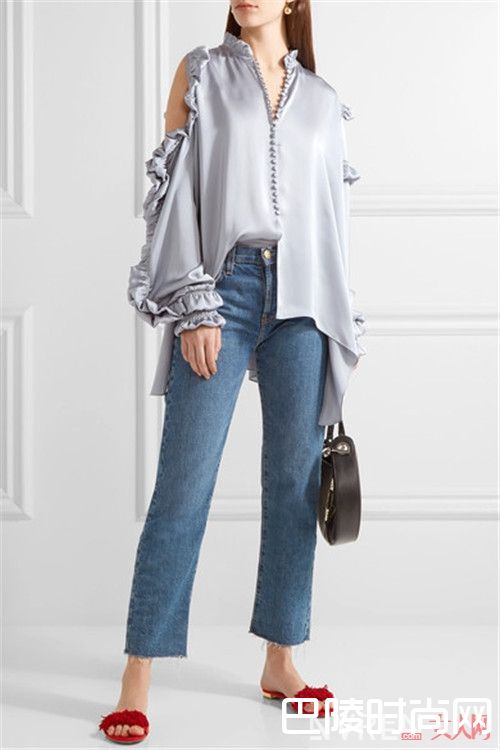 Aquazzura拖鞋简介_今天夏天流行什么拖鞋?这六款品牌拖鞋时尚好搭配