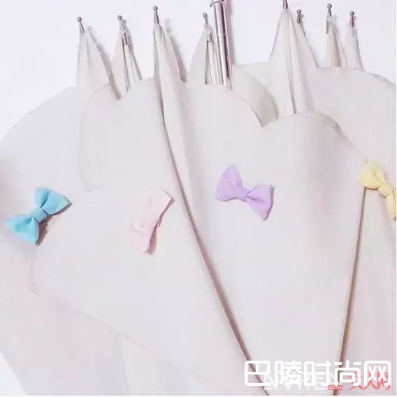 Pink Trick雨具介绍_萧敬腾负责下雨 你负责雨天里也美美哒