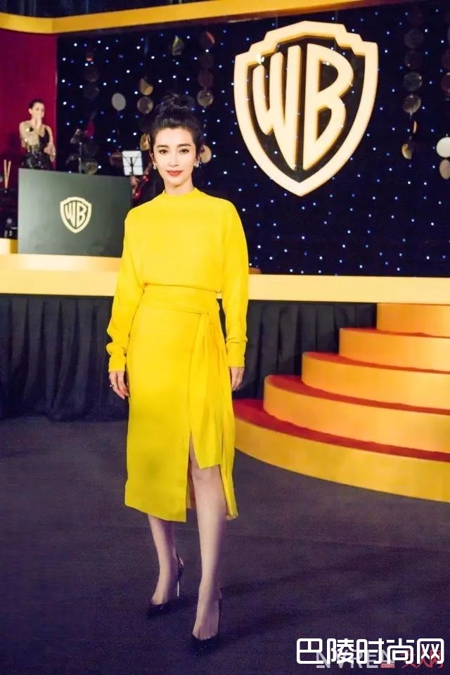 黄色连衣裙推荐_初夏专色！让人心情都明媚起来的“黄色系”