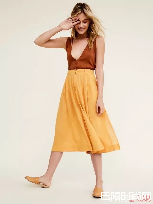 黄色半裙推荐_初夏专色！让人心情都明媚起来的“黄色系”