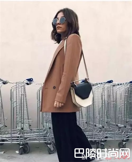 Emilie Tla怎样穿出舒服感？_如何将平价单品穿出时髦感？学学这三大博主就够了