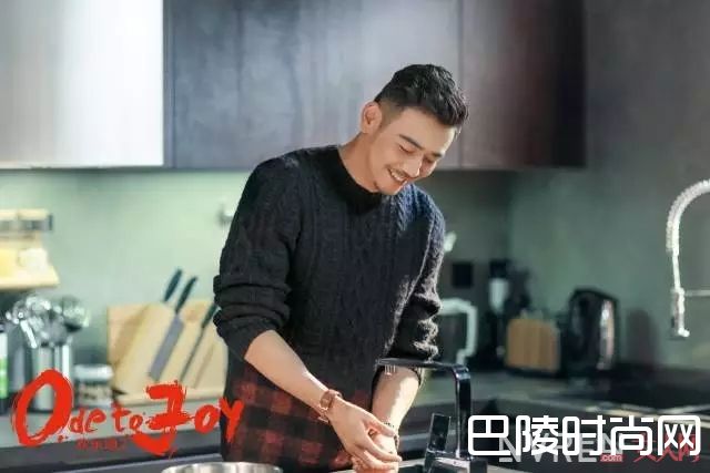 老公王凯的福利照_欢乐颂2开播,安迪穿的连衣裙才300块,她的口红色号居然是这个!