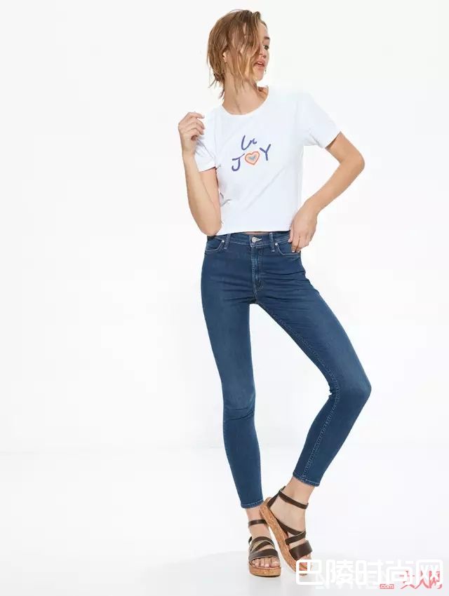 Mother Denim牛仔裤推荐_牛仔裤怎会嫌多？这几条平价又好穿的“断货王”不买可能又要等一年