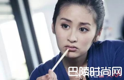 哪些唇形比较好看_为什么美妆博主们可以把口红抹的这么美？