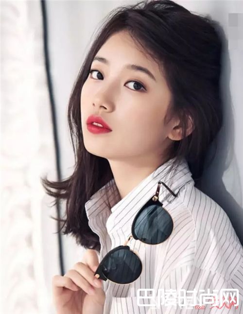 发型与唇色腮红如何搭配？_发型与妆容如何搭配？这样做可以为你加分不少