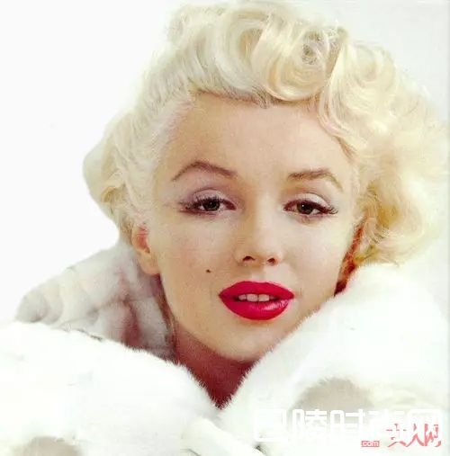 性感的唇形_为什么美妆博主们可以把口红抹的这么美？