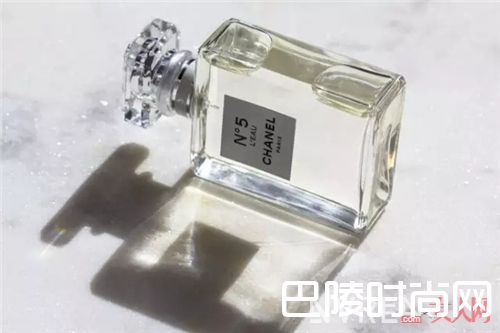 Chanel香水介绍_连New Gucci都出香水了 这些大牌香水哪家强呢？