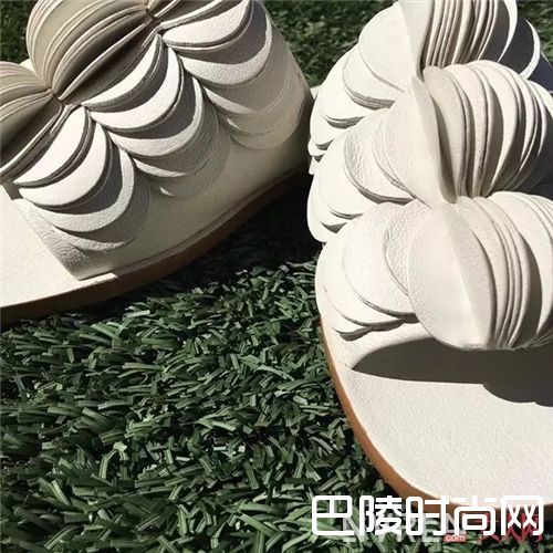 Mercedes Castillo鞋子推荐_这些长满花朵的鞋子 穿上后美得像仙女一般！