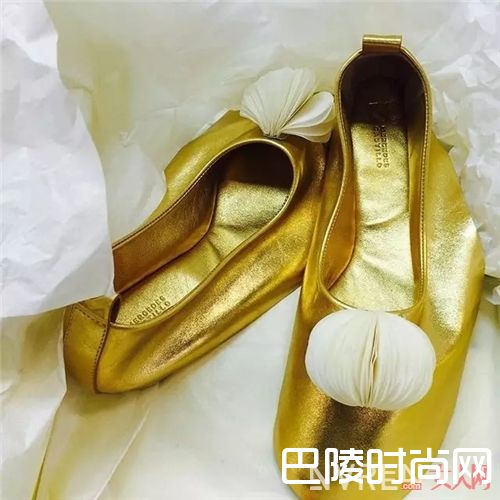 Mercedes Castillo鞋子推荐_这些长满花朵的鞋子 穿上后美得像仙女一般！