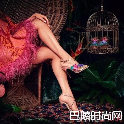 Sophia Webster鞋子推荐_这些长满花朵的鞋子 穿上后美得像仙女一般!