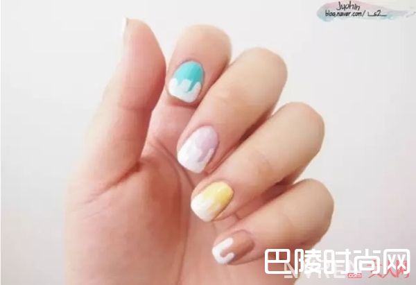 适合春天的指甲图案_做个精致女人 指尖也别忘了用流行色装点