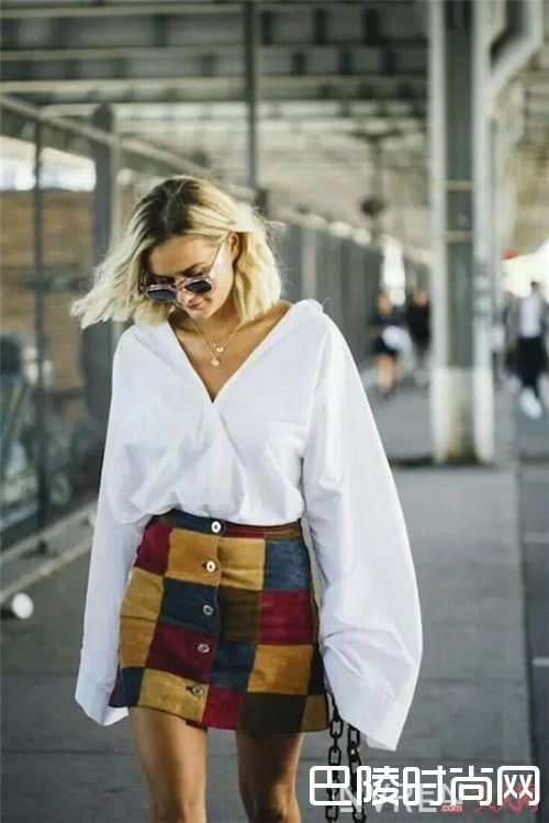 宽松大衬衫如何搭配?_肩宽穿什么都丑?那是因为你不知道这4种款式的穿搭!