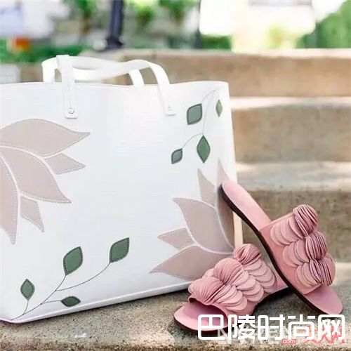 Mercedes Castillo鞋子推荐_这些长满花朵的鞋子 穿上后美得像仙女一般！