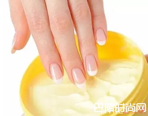 如何做好美甲护甲_做个精致女人 指尖也别忘了用流行色装点