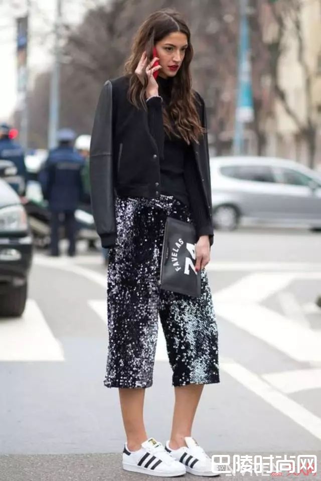 femleisure风格是什么_什么叫娘man 就是运动风和柔美女人味相结合