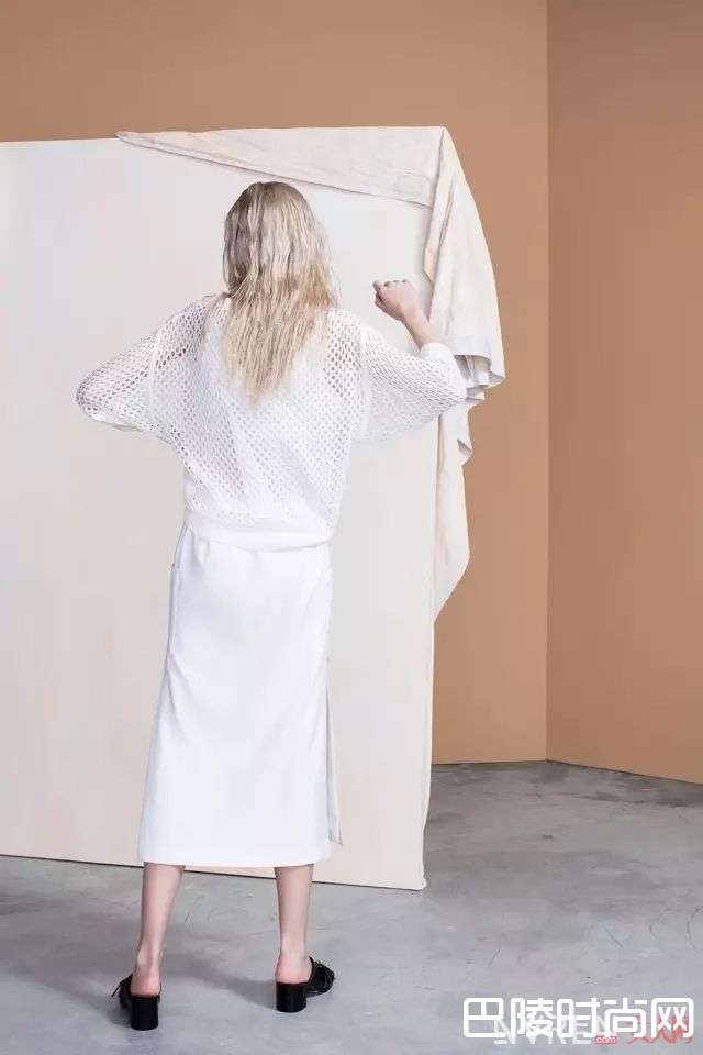 如何做到休闲又有女人味_什么叫娘man 就是休闲风和柔美女人味相结合