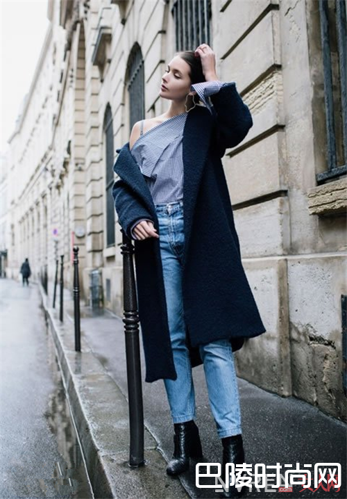 牛仔裤如何穿出高级感_夏日能把牛仔穿出时髦 你才是真正的搭配高手